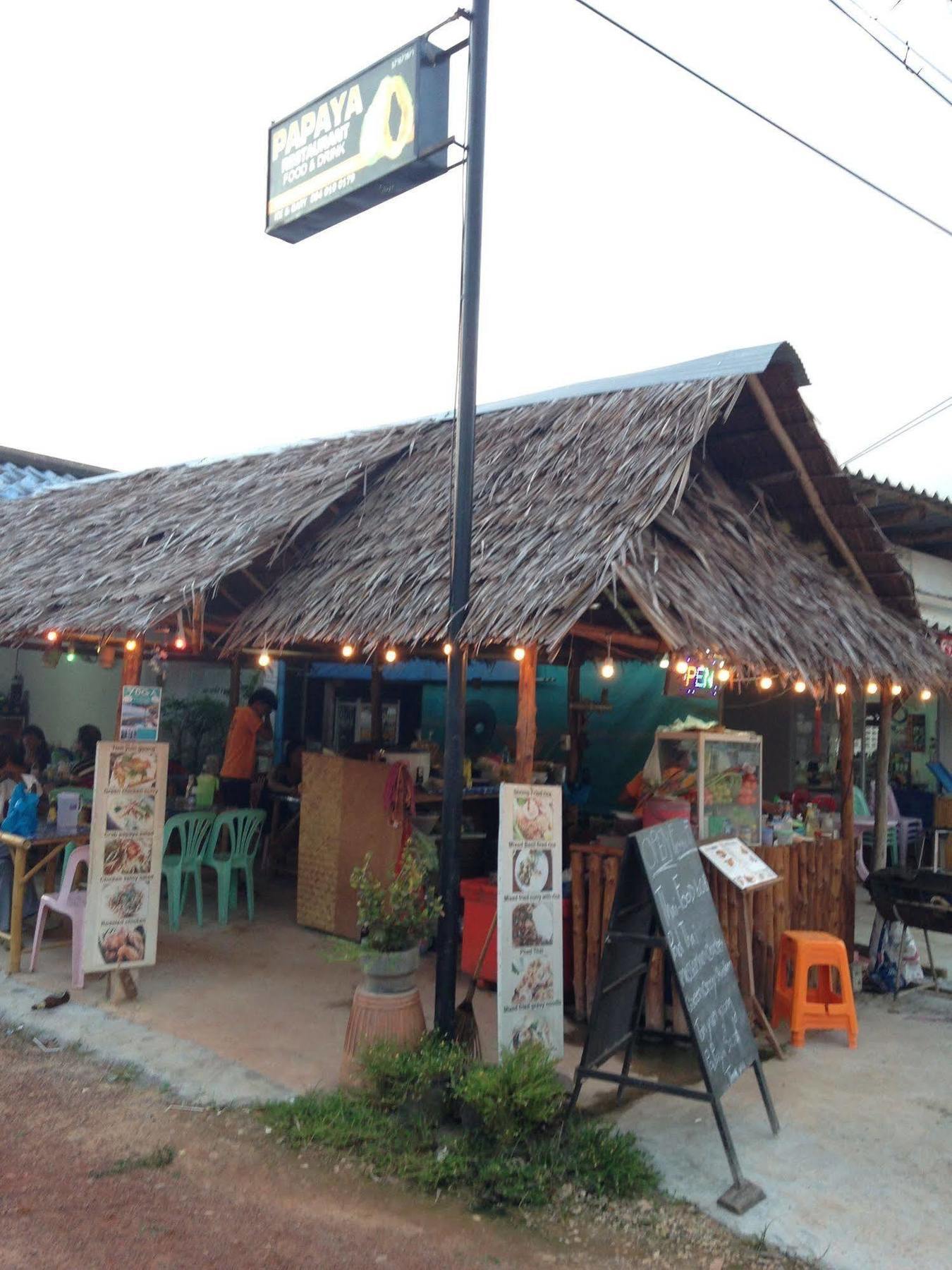 The Metallic Hostel Koh Lanta Exterior photo